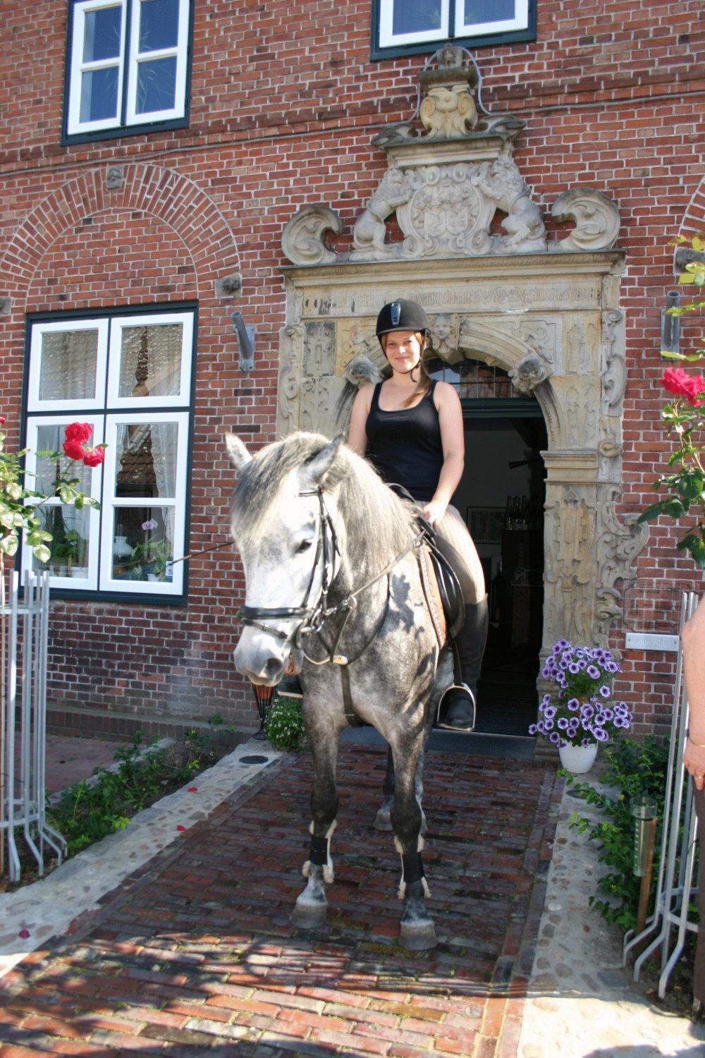 Gasthof Oldenwöhrden Buitenkant foto